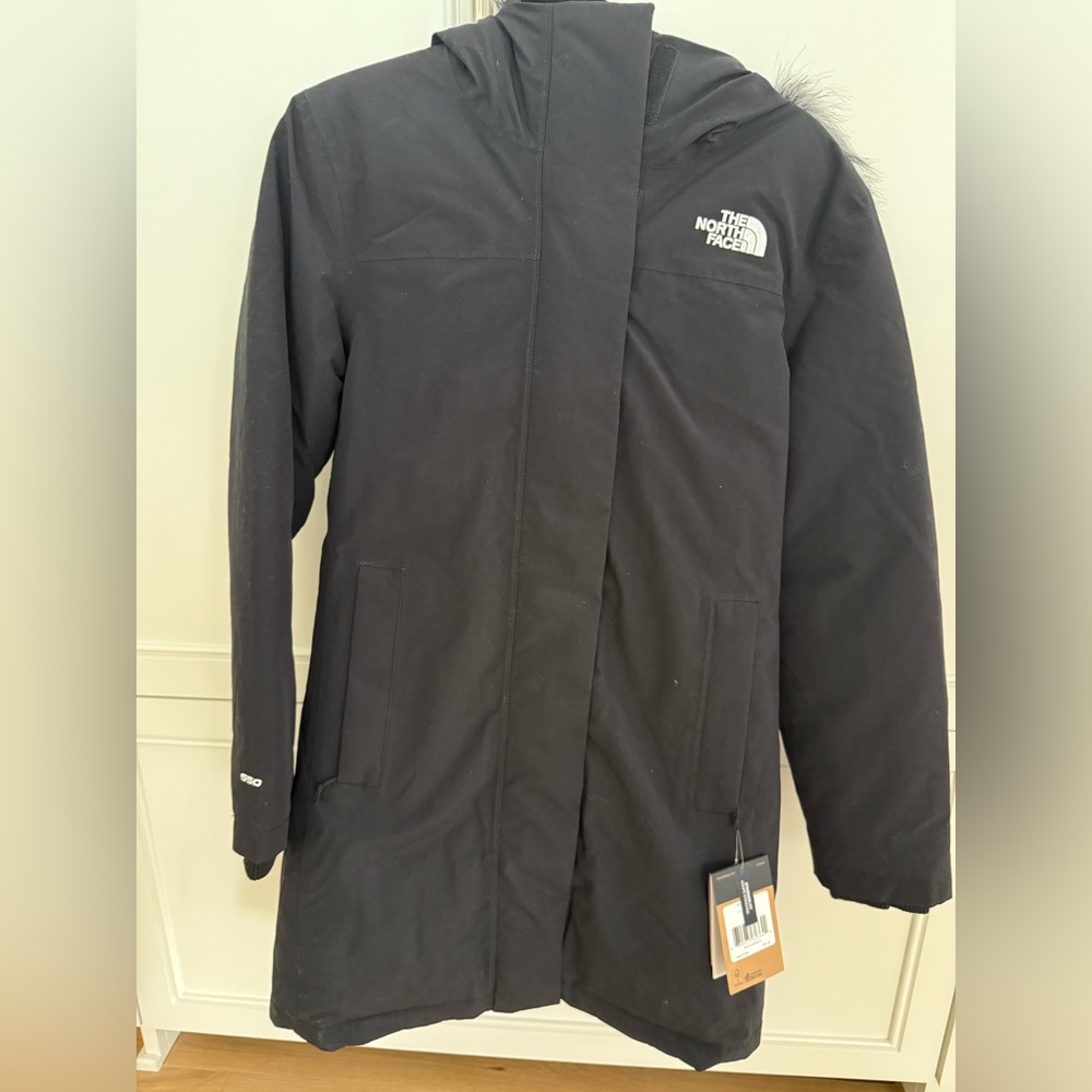 NEVER WORN north face parka